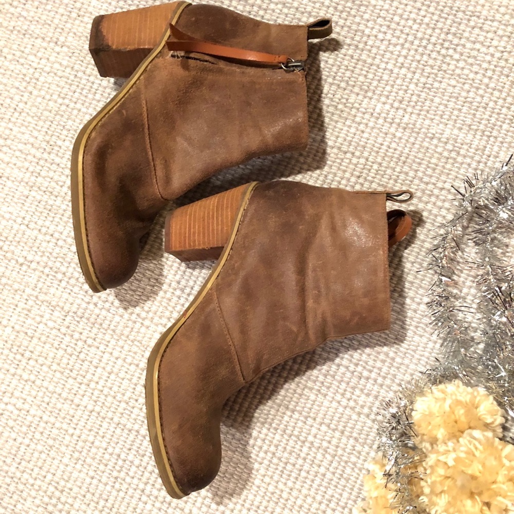 Dolce vita size 8 ankle boot
